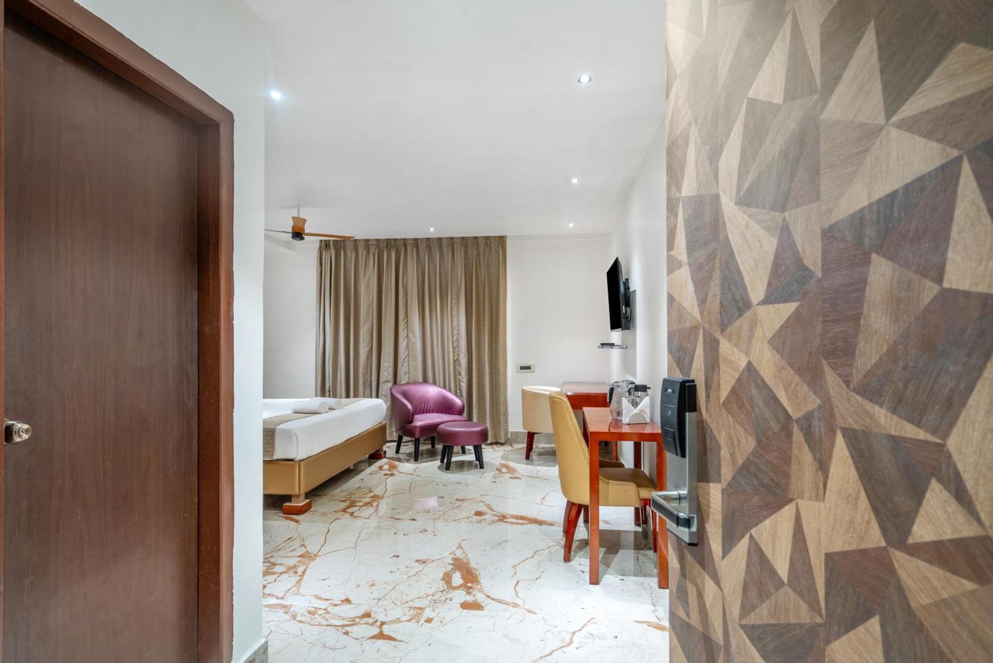 Hotel Chutneys Hajdarabad Zewnętrze zdjęcie